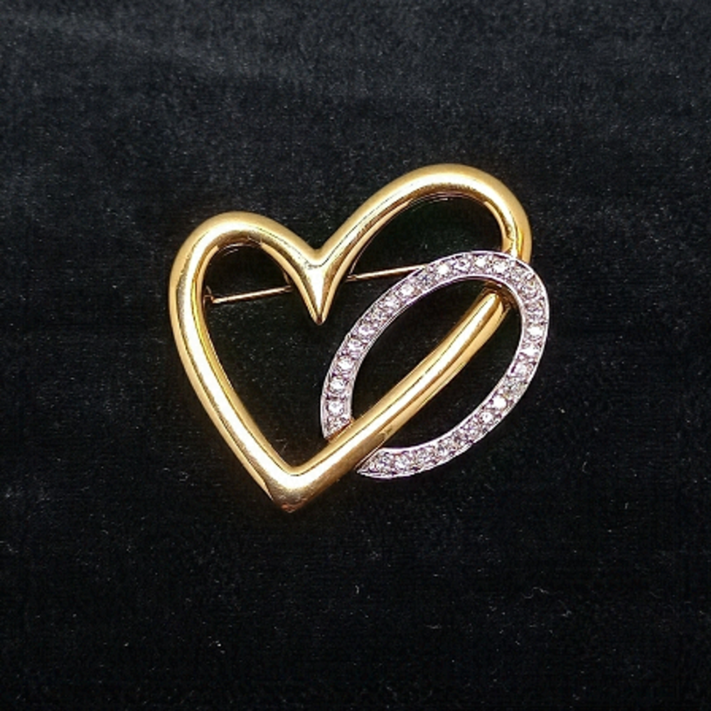 Keyes brooch golden heart with white strass